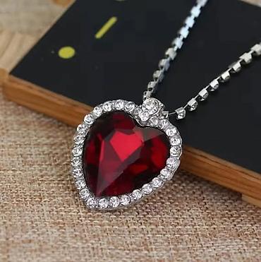 Ogrlice: ✨🌊 Ogrlica Titanik - Crveno Srce! ❤️💎💙 Cena:1200din Zasijajte ovim — 15