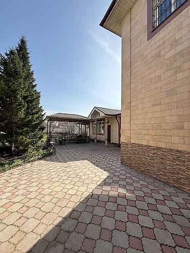 Продажа коттеджей и домов: Продается 2-х этажный дом! Район: Кызыл Аскер (Троицкая/Кайназаровой) — 9