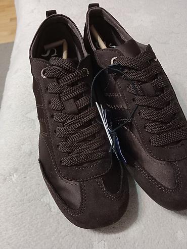 magnum obuca: Zenske patike braon satenske,37,duzina gazišta 24cm,nove,sa etiketom — 4