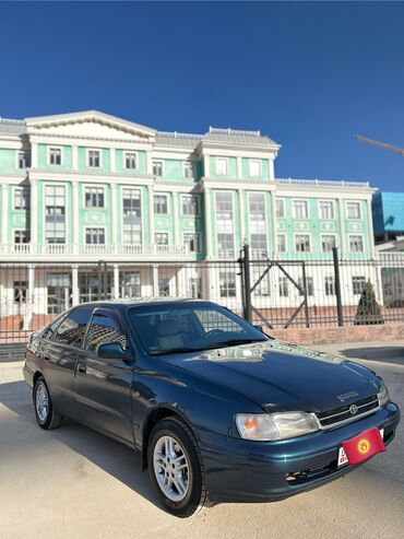 магнитафон двух кассетник: Toyota Carina E: 1994 г., 2 л, Механика, Бензин, Хэтчбэк