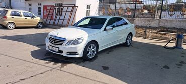 задние фонари w124: Mercedes-Benz E 200: 2011 г., 1.8 л, Автомат, Бензин, Седан