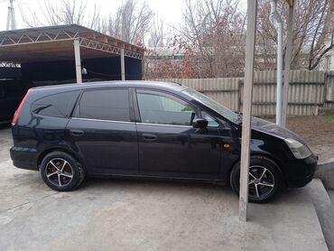 Honda: Honda Stream: 2001 г., 2 л, Механика, Бензин, Универсал — 2