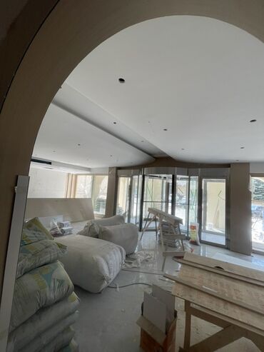 Штукатурка, шпаклевка: Штукатурка стен, Штукатурка потолков, Шпаклевка стен | Акриловая вода эмульсия, Арт бетон Больше 6 лет опыта — 25