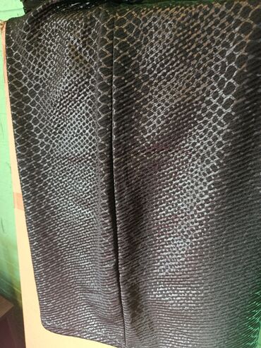 Dəstlər, kostyumlar: Qadın geyimləri – 3 parçalı dəst - Ağ fonlu, abstrakt şəhər motivli -da lalafo.az — 4 Dəstlər, kostyumlar: Qadın geyimləri – 3 parçalı dəst - Ağ fonlu, abstrakt şəhər motivli — 4