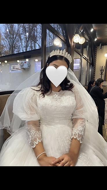 18 одежда: Свадебное платье, 2XL, Без кольца, Фатин, Пышное, Кружево, Б/у — 2
