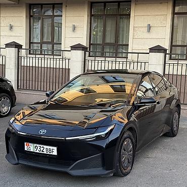 genesis 90: Toyota bZ3: 2023 г., 0.1 л, Вариатор, Электромобиль, Седан — 1