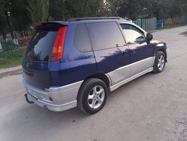 как можно купить машину в рассрочку: Mitsubishi Space Runner: 2000 г., 2.4 л, Механика, Бензин, Универсал