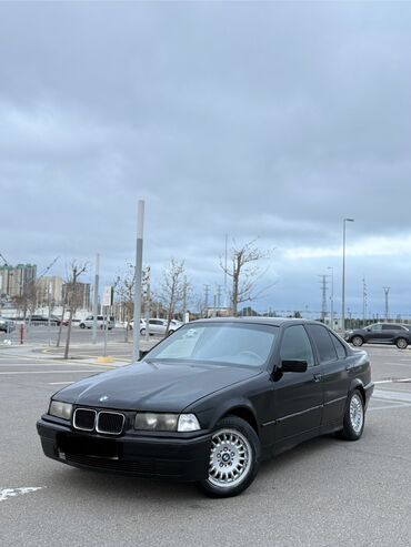 cip masin: BMW 3 series: 1.8 l | 1994 il Sedan