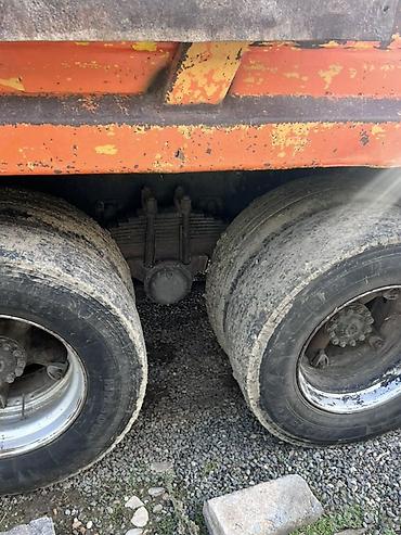 inci akü 72: KAMAZ 6x4 tipli özboşaldan yük maşını - Gövdə: ağır işlər üçün — 4