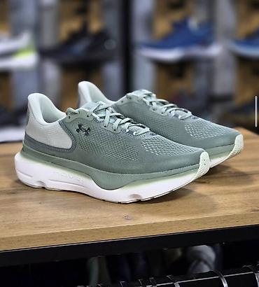 half zip: Мужские кроссовки, 41, 43, 44, Under Armour, Новый, цвет - Зеленый, Платная доставка, Самовывоз — 1