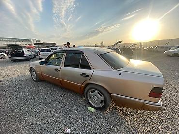 ош е34: Mercedes-Benz E-Class: 1990 г., 2.9 л, Кол менен иштөөчү, Дизель, Седан — 2