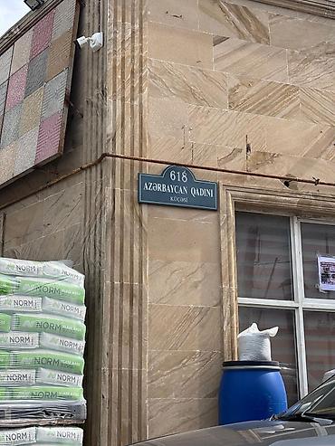 esey satisi: 4 sot, Tikinti, Mülkiyyətçi, Bələdiyyə — 8