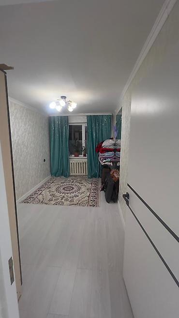 Продажа квартир: 3 комнаты, 58 м², 6 мкр 104 серия, 1 этаж — 5