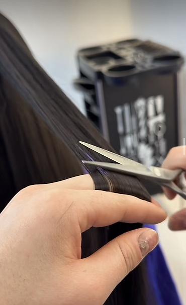семейная работа: Срочно! Парикмахер-универсал керек ✂️💇‍♀️ Биздин сулуулук салонуна — 1