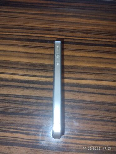 dubay i̇phone: IPhone 4S, 16 GB, Black Titanium, Qırıq