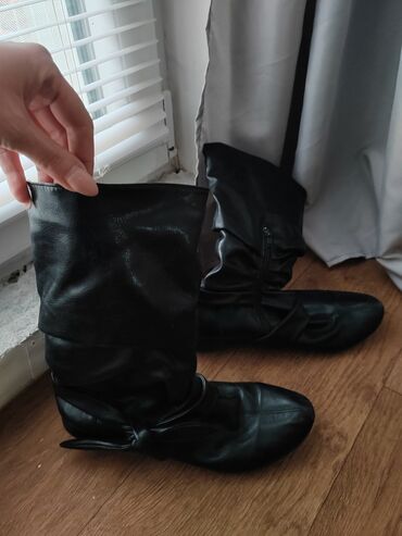 crne kozne patike zenske: High boots, 40