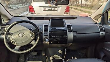 Toyota: Toyota Prius: 2008 г. — 8