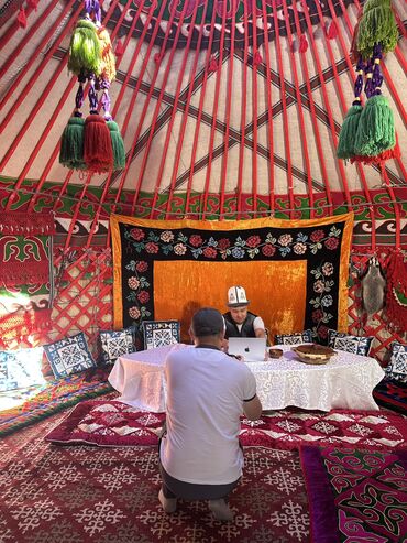 Аренда юрт: Аренда юрты, Каркас Деревянный, 75 баш, С полом, Самовар, Посуда — 10