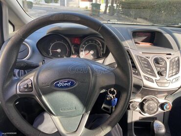 Transport: Ford Fiesta: 1.3 l | 2010 year | 145000 km. Hatchback