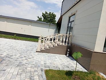 Обшивка лестниц: Гранитные ступени для крыльца, прочные и долговечные. Идеально — 15