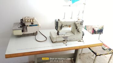в связи с закрытием кафе продам оборудование: Распошивалка и чтрёхнитка на запчасти с столом 
писать в вотсап