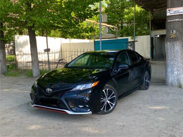 Toyota: Toyota Camry: 2018 г., 2.5 л, Автомат, Бензин, Седан