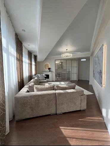 Долгосрочная аренда квартир: 2 комнаты, Риэлтор, Без подселения, С мебелью полностью — 1