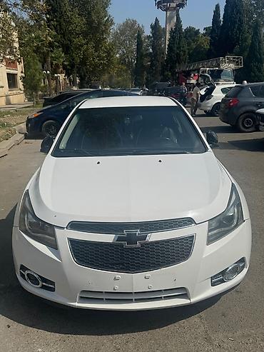 Chevrolet: Chevrolet Cruze: 1.4 l | 2014 il 286000 km Sedan — 8