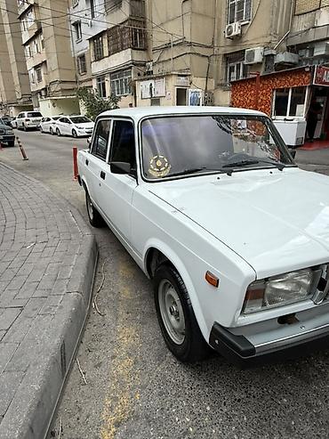 vaz 2106 abirsofka: VAZ 2107 sedan - Kuzov: 4 qapılı sedan, ağ rəng, xrom detallı ön-arka — 4