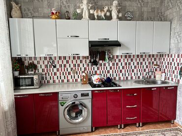 Mətbəx mebeli: Metbext mebeli olcu 3.30m uzerinde qaz,moykaaspirator verilir