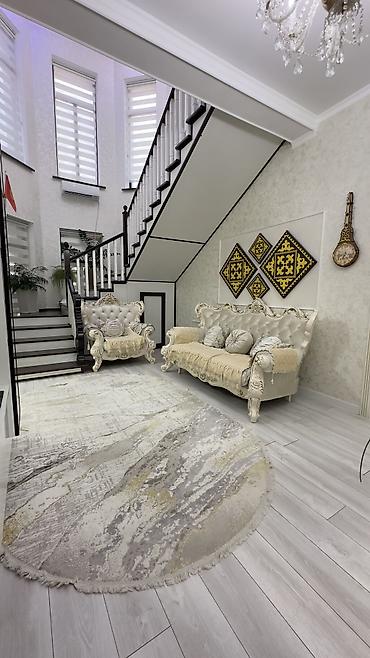 абая 40: 🏡 ЗАМАНБАП ҮЙ САТЫЛАТ 📍 Локация: Куюкова — Шералиева ✨ Үй-бүлөлүк — 8