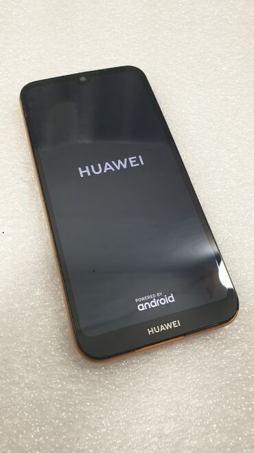 Huawei: Huawei Y5, Б/у, 32 ГБ, цвет - Коричневый, 2 SIM