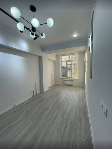 Продажа квартир: 1 комната, 43 м², Индивидуалка, 1 этаж, Евроремонт