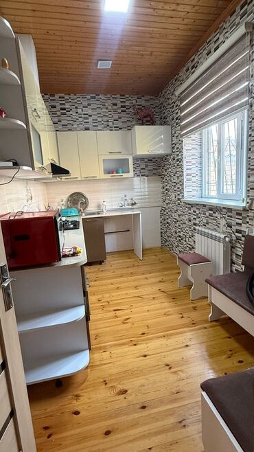 Həyət evləri və villaların satışı: Saray qəsəbəsi — Kirayə həyət evi (2 mərtəbə) Saray qəsəbəsində -da lalafo.az — 9 Həyət evləri və villaların satışı: Saray qəsəbəsi — Kirayə həyət evi (2 mərtəbə) Saray qəsəbəsində — 9