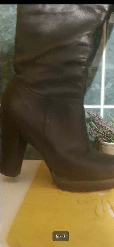 Čizme: Čizme, 40 — 5