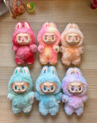 Oyuncaqlar: Labubu Kukla ● Labubu Yumuṣaq kuklalar ● Kola ve Sade olani var ● -da lalafo.az — 23 Oyuncaqlar: Labubu Kukla ● Labubu Yumuṣaq kuklalar ● Kola ve Sade olani var ● — 23