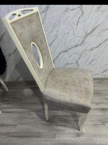 metbex masa desti: Qonaq otağı üçün, İşlənmiş, Stul