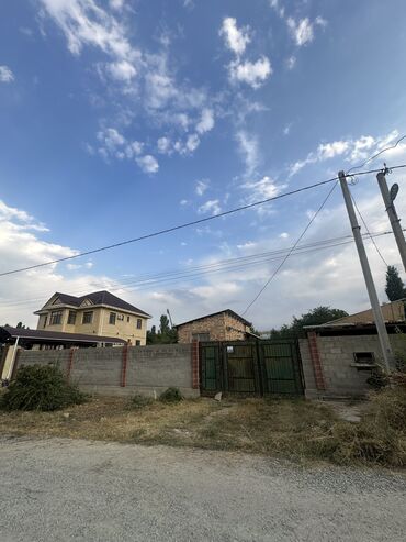 недостроенные дома в бишкеке: 8 соток, Курулуш, Кызыл китеп