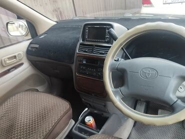 мотор на виндом: Toyota Ipsum: 2001 г., 2 л, Автомат, Бензин, Вэн/Минивэн