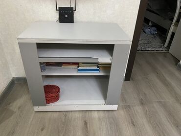 продаю кухонные гарнитуры бу: Продается подставка для телевизоре
