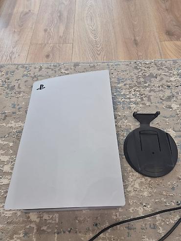 PS5 (Sony PlayStation 5): Продаю Play station 5 (Fat) плюс диски и джойстики 
цена 55000 — 1