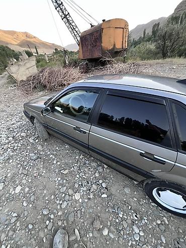 китайский минивэн купить: Volkswagen Passat: 1992 г., 1.8 л, Механика, Бензин, Лифтбек — 6