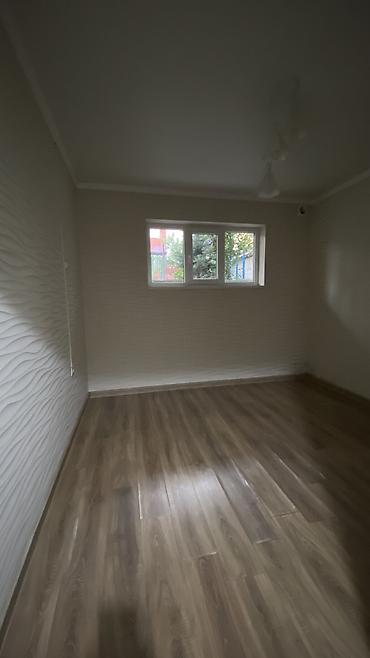 Продажа квартир: 1 комната, 31 м², Сары-Челек ж/м 106 серия улучшенная, Цокольный этаж этаж, Старый ремонт — 6