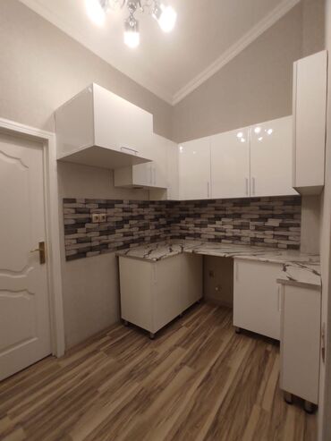 Yeni tikili: 3 otaqlı, Yeni tikili, 64 kv. m — 24