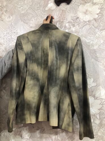 Kurtkalar: Dəri kurtka, S — 1