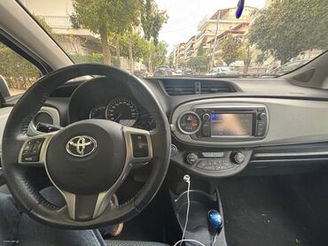 Toyota: Toyota Yaris: 1.5 l. | 2013 έ. Χάτσμπακ — 10