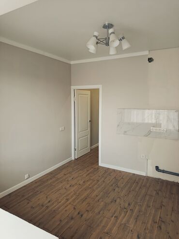 квартира с панорамными окнами: 1 комната, 53 м², 108 серия, 2 этаж, Евроремонт