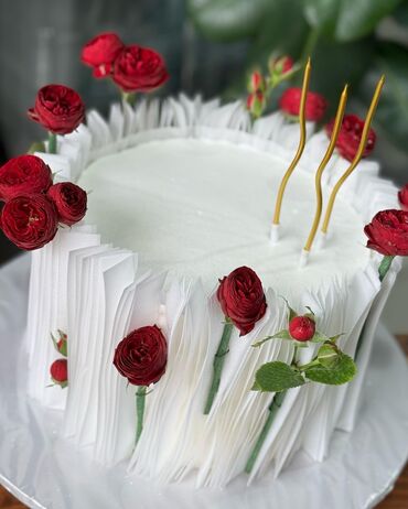 Tortlar: Müxtəlif zövqlərə uyğun fərdi tort dizaynları - Toy, yubiley, ad günü — 2