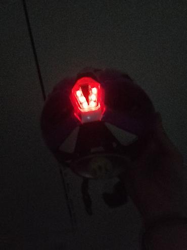 Dodaci za bicikl: Biciklistička kaciga – žensko/dečija, ljubičasto-bela sa cvetnim — 9