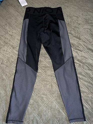 vikend torba: NIKE Pro Sculpt 7/8 Women's Training Tights vel. S 
IB9144 010 — 8